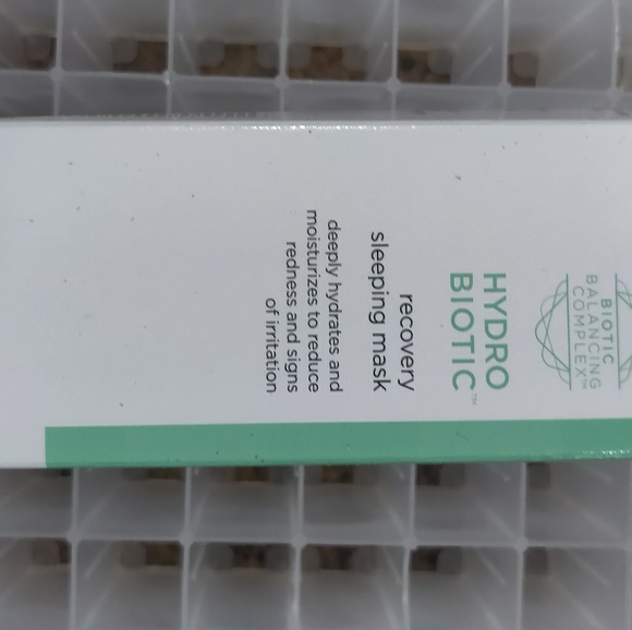 Dr Brandt's Hydro Biotic Sleeping Mask *NEW IN BOX - Picture 2 of 2